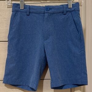 Vineyard Vines Boys’ Performance shorts in Blue